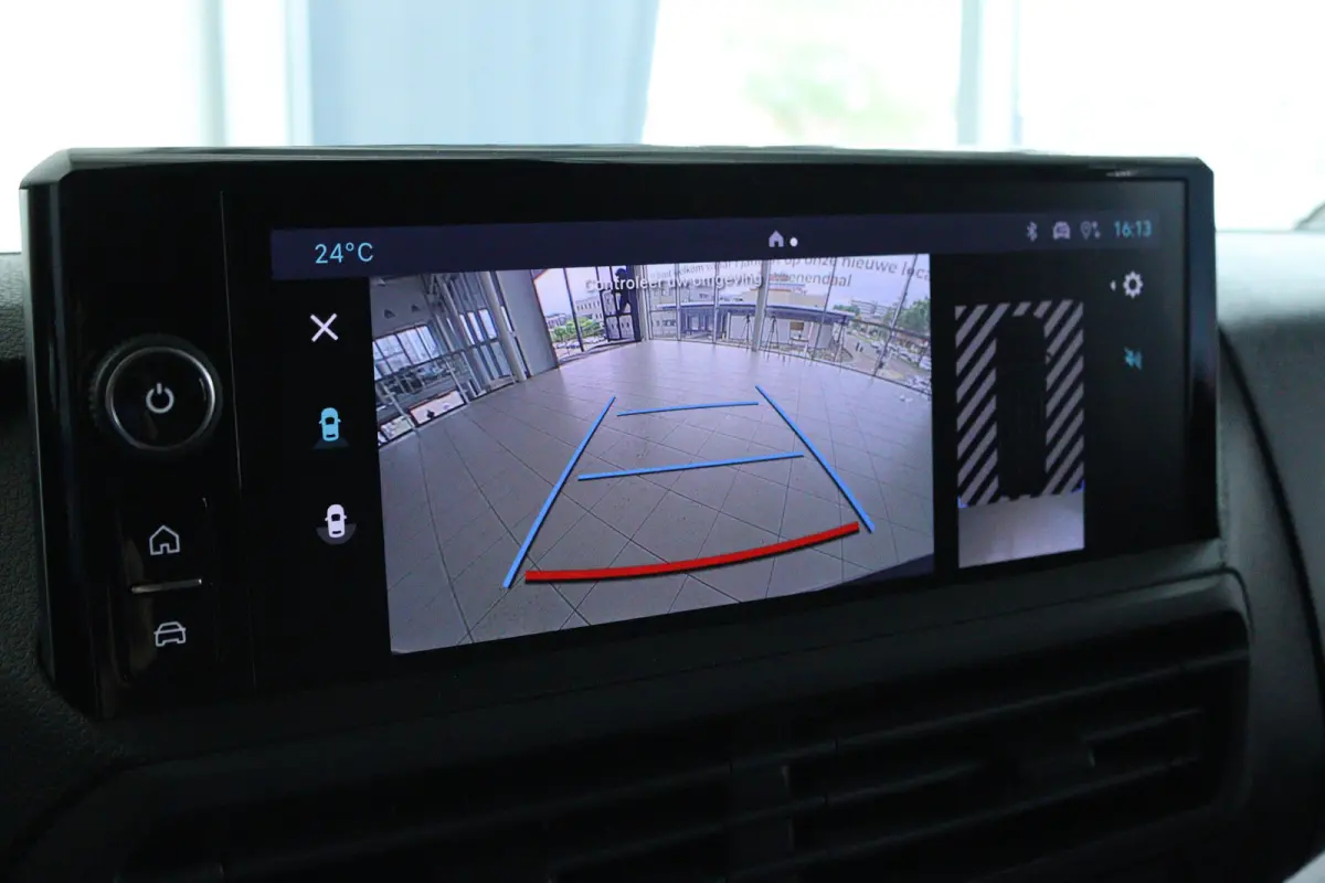2.0 Diesel 145 S&S L3 AUTOMAAT | Cruise Control | Betimmering | Camera | Carplay | 3-zits | Airco | Sensoren |