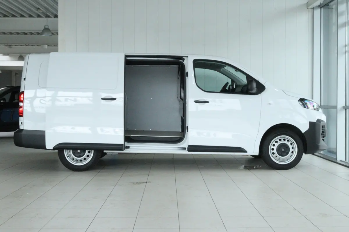 2.0 Diesel 145 S&S L3 AUTOMAAT | Cruise Control | Betimmering | Camera | Carplay | 3-zits | Airco | Sensoren |