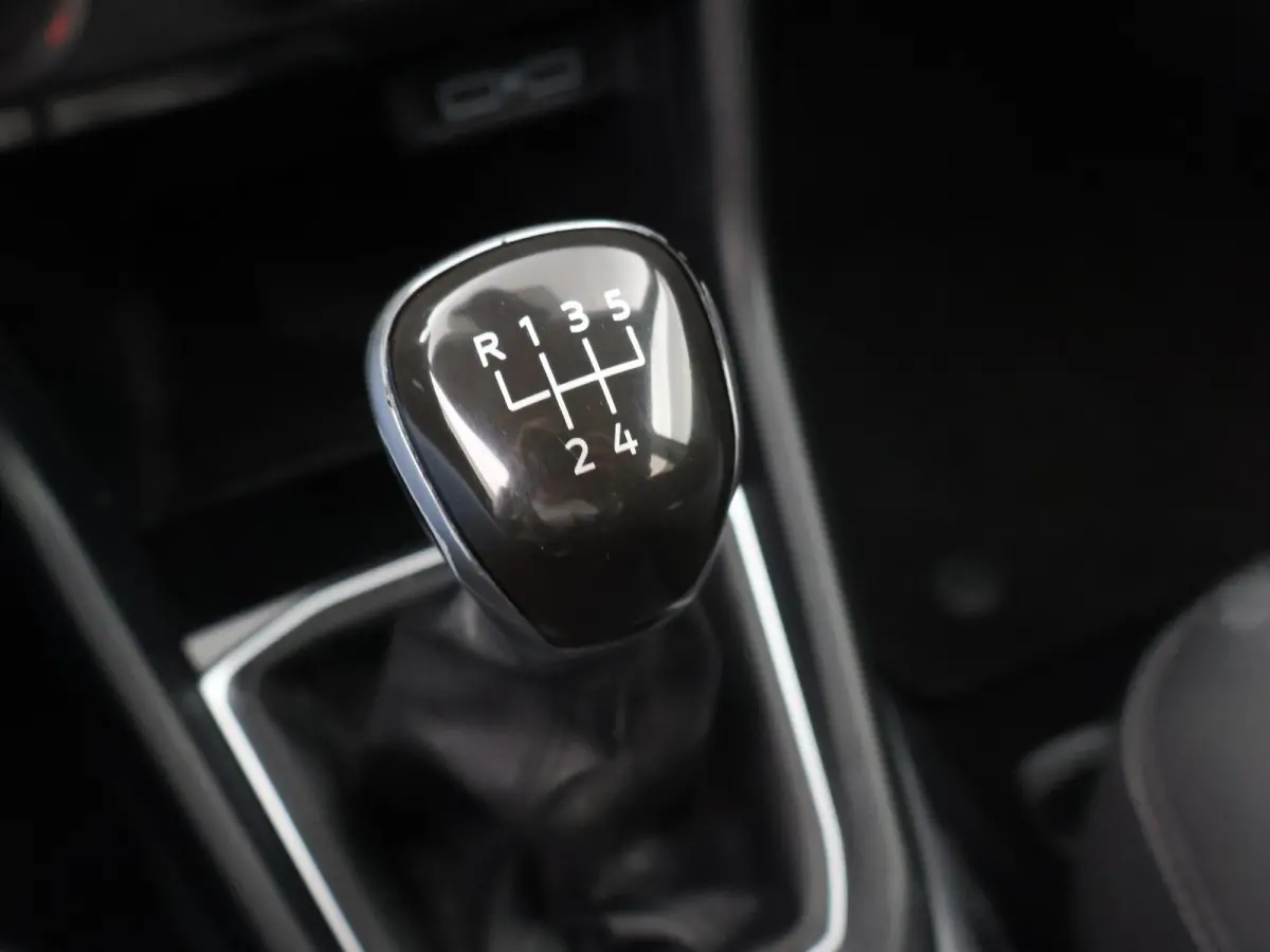 1.0 TSI LIFE + VIRTUAL COCKPIT | NAVIGATIE | ADAPTIVE CRUISE | APPLE CARPLAY | DODEHOEK ASSISTENT