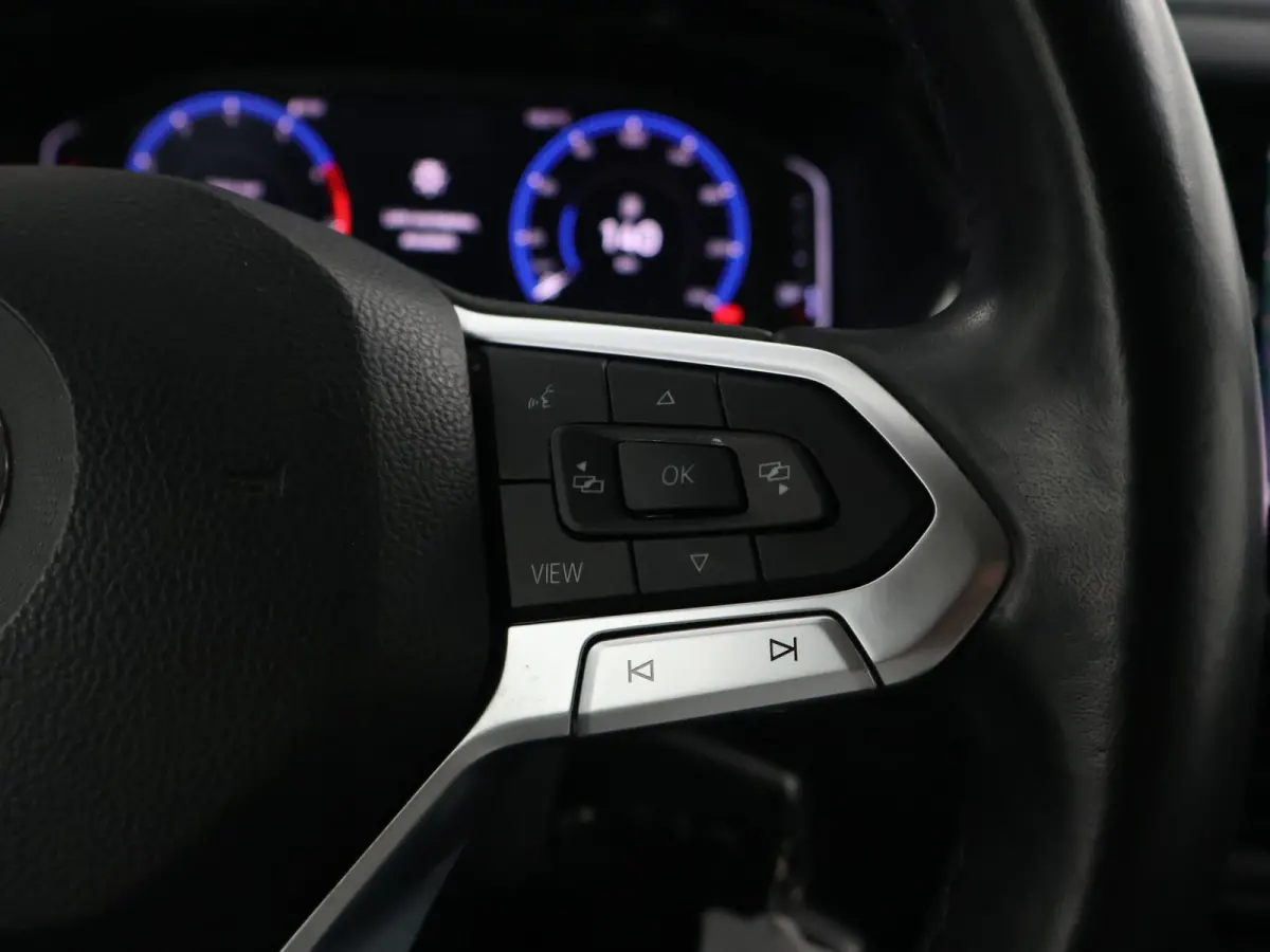 1.0 TSI LIFE + VIRTUAL COCKPIT | NAVIGATIE | ADAPTIVE CRUISE | APPLE CARPLAY | DODEHOEK ASSISTENT