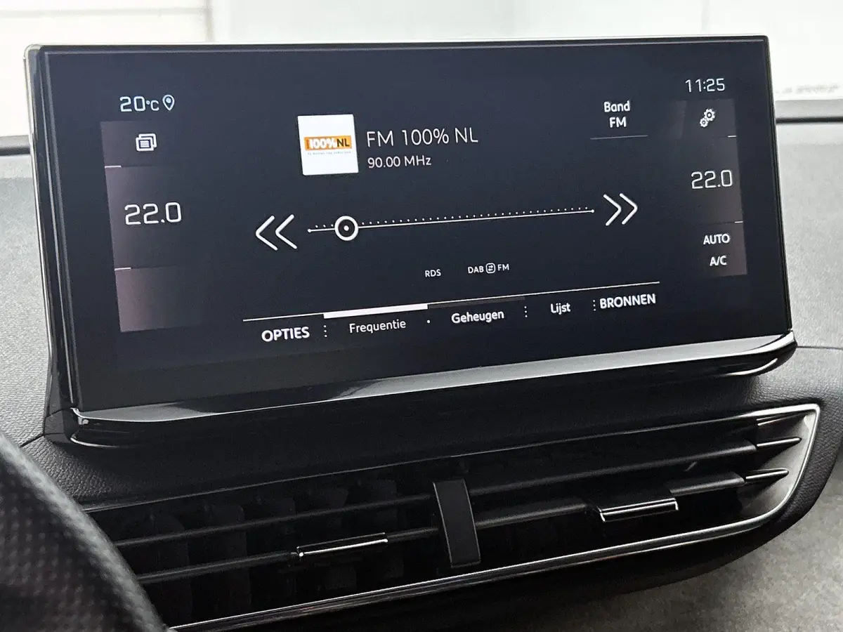 1.2 130pk GT Automaat | Navigatie | Adaptieve Cruise Control | Climate Control | Stoelverwarming | 18"LMV | LED | Dodehoekdetectie |