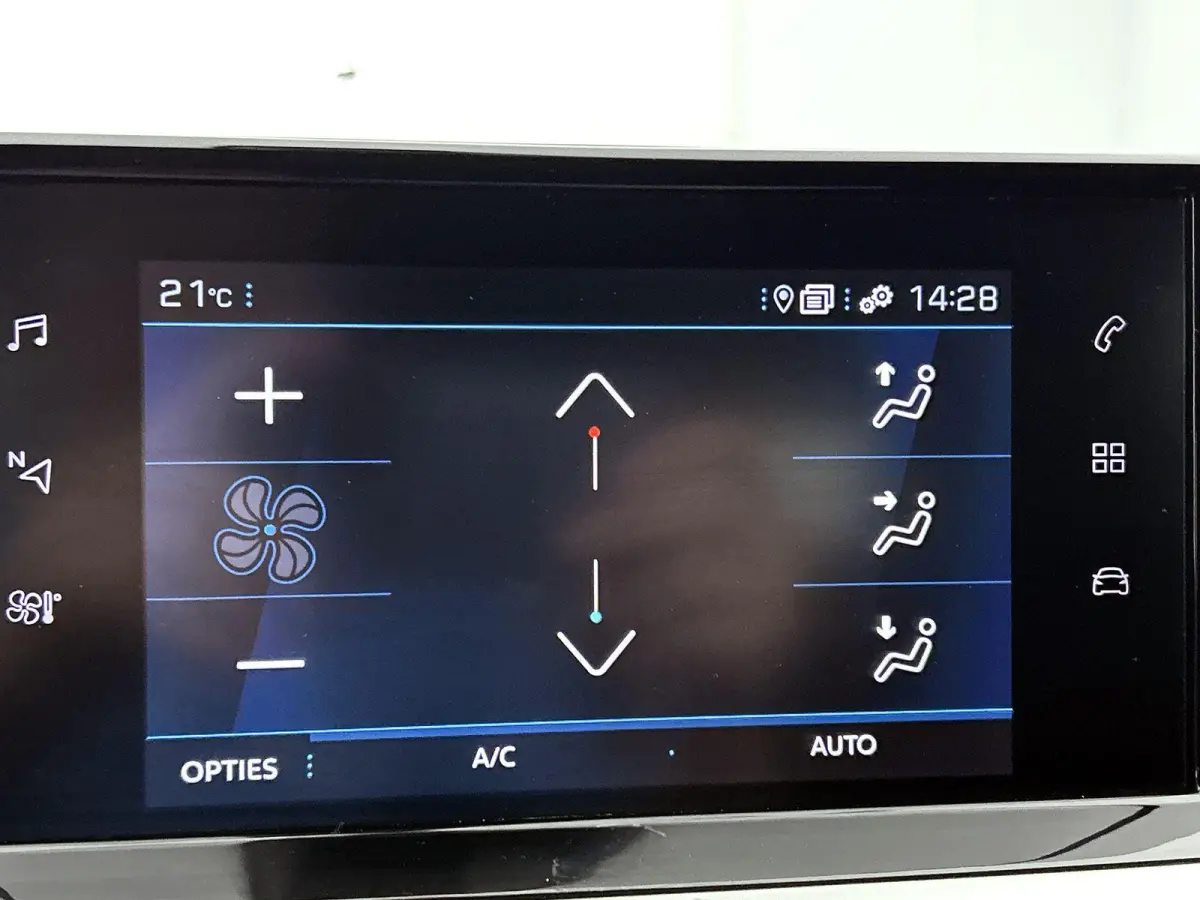 1.2 100pk Style | 1ste Eigenaar | Navigatie | Airco | Cruise Control |  Parkeersensoren | Apple Carplay/Android Auto |
