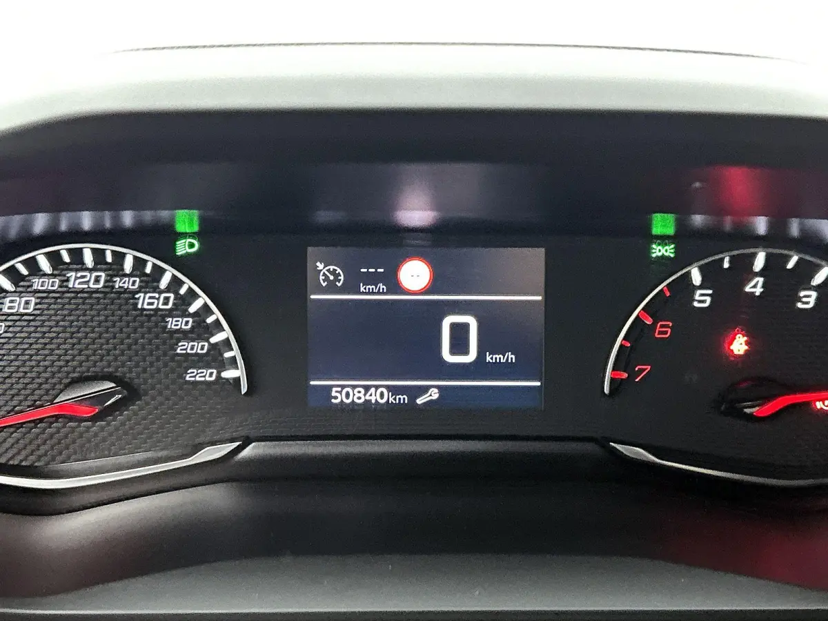 1.2 100pk Style | 1ste Eigenaar | Navigatie | Airco | Cruise Control |  Parkeersensoren | Apple Carplay/Android Auto |