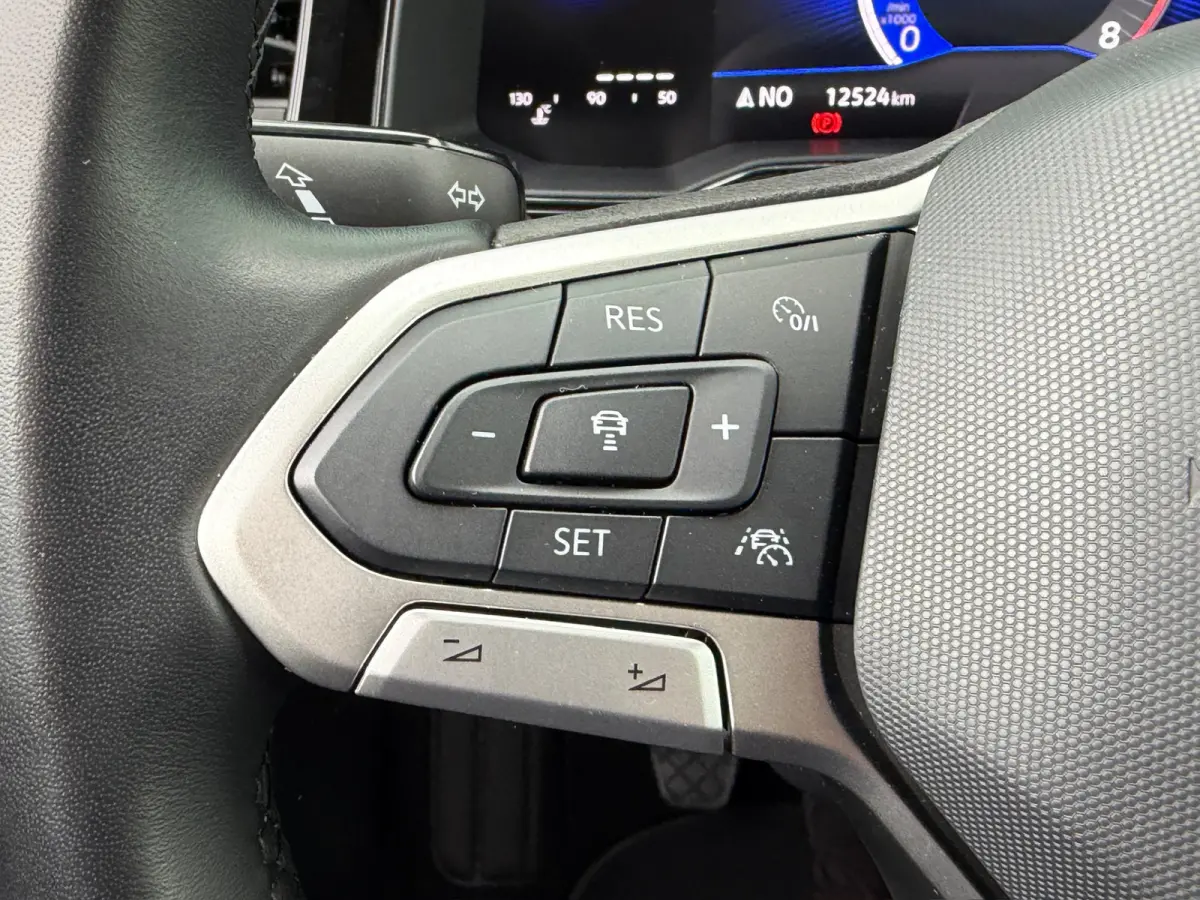 1.0 TSI Life | Climate | Lichtmetalen velgen | Stoelverwarming | Carplay | Navi | Extra getint glas | Rijklaar incl. garantie