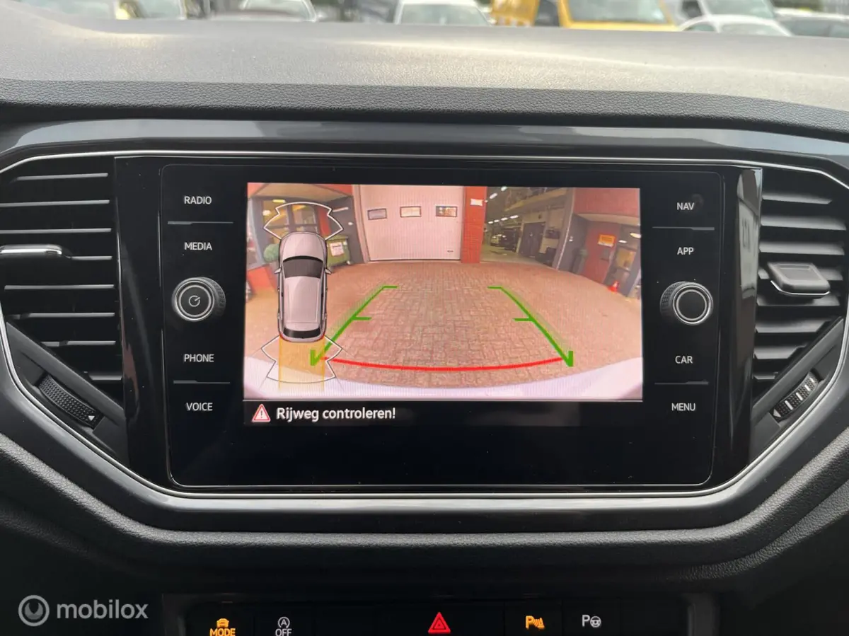1.5 TSI R-Line LED*CAMERA*ACC*NAVI*CARPLAY*