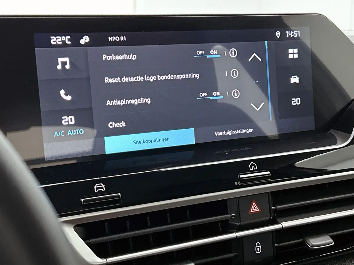 You 136pk 50 kWh Automaat |  ACCU 99% | Apple Carplay/Android Auto | Camera | Climate Control | Cruise Control |