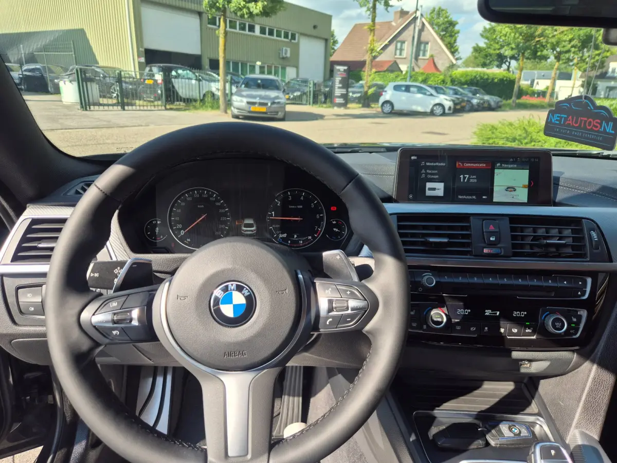 420i M Sport High Executive Schuifdak Apple CarPlay 6WB Virtual dash 420i High Executive
