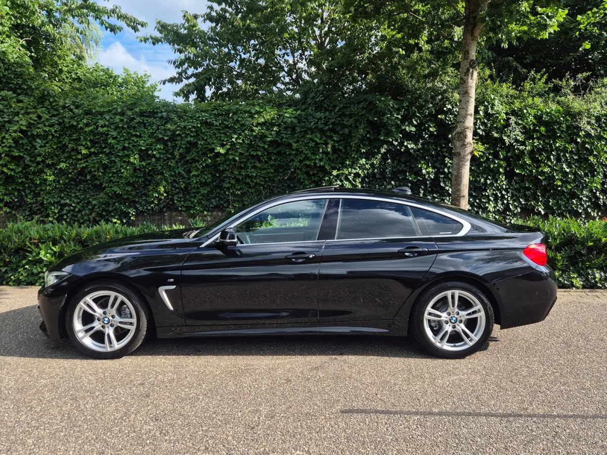 420i M Sport High Executive Schuifdak Apple CarPlay 6WB Virtual dash 420i High Executive