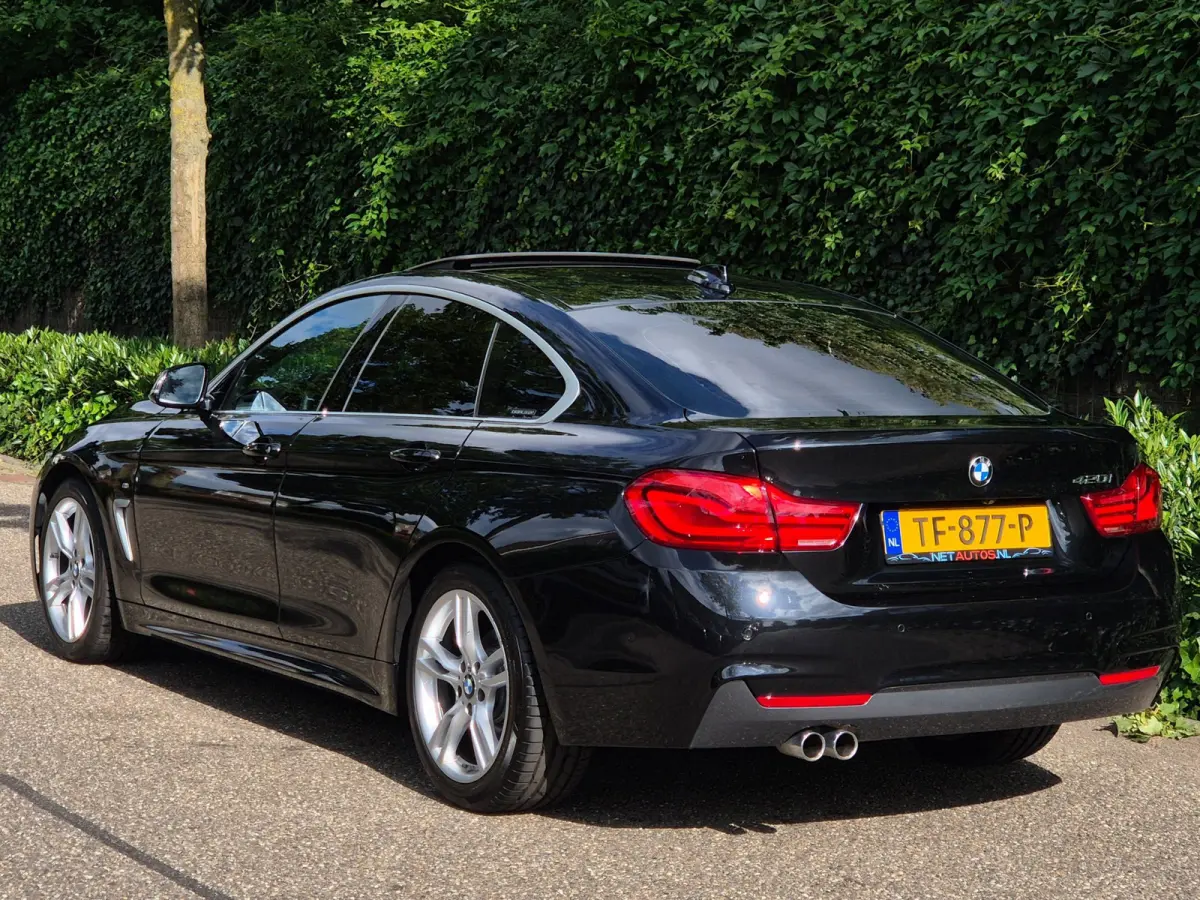 420i M Sport High Executive Schuifdak Apple CarPlay 6WB Virtual dash 420i High Executive
