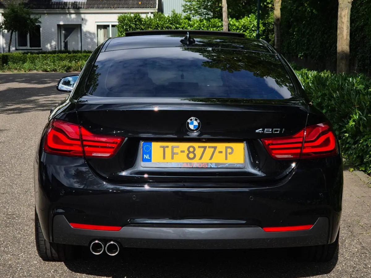 420i M Sport High Executive Schuifdak Apple CarPlay 6WB Virtual dash 420i High Executive