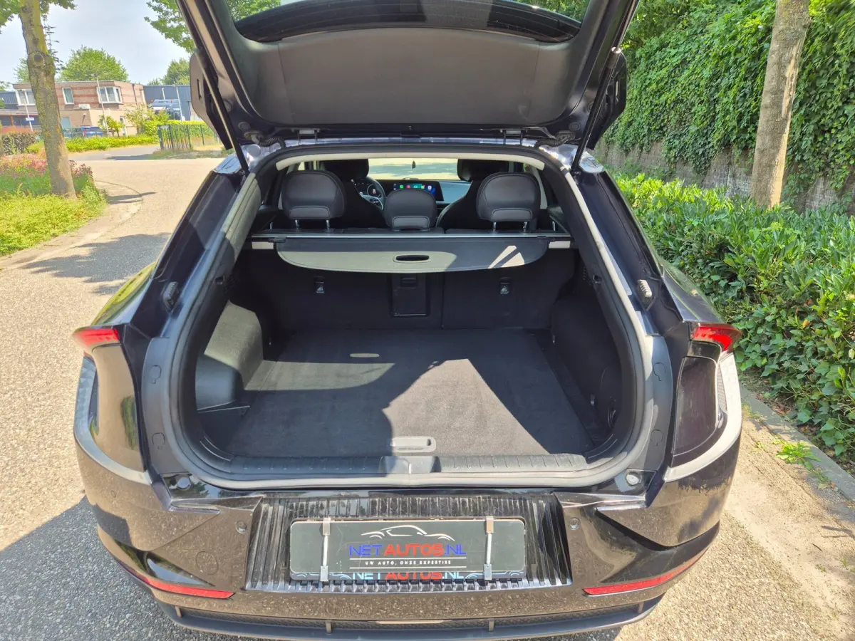 Light Edition 58 kWh 1e Eigenaar 100% SoH BTW Auto CarPlay Stuur & Stoelverwarming Light Edition 58 kWh