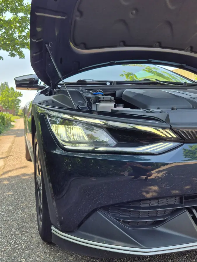 Light Edition 58 kWh 1e Eigenaar 100% SoH BTW Auto CarPlay Stuur & Stoelverwarming Light Edition 58 kWh