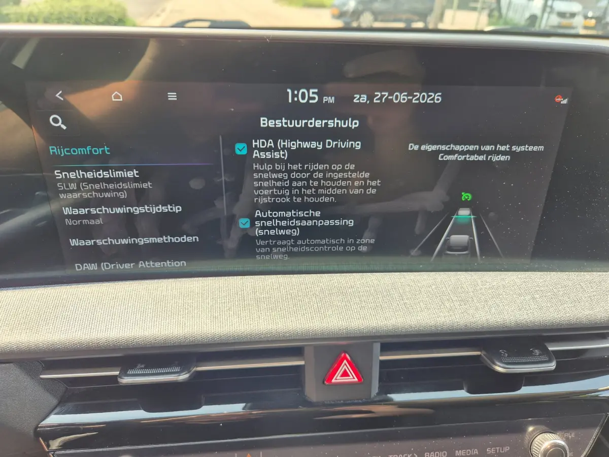 Light Edition 58 kWh 1e Eigenaar 100% SoH BTW Auto CarPlay Stuur & Stoelverwarming Light Edition 58 kWh