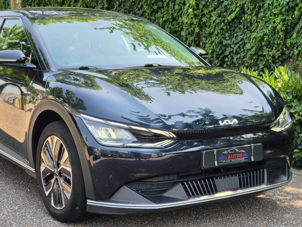 Light Edition 58 kWh 1e Eigenaar 100% SoH BTW Auto CarPlay Stuur & Stoelverwarming Light Edition 58 kWh