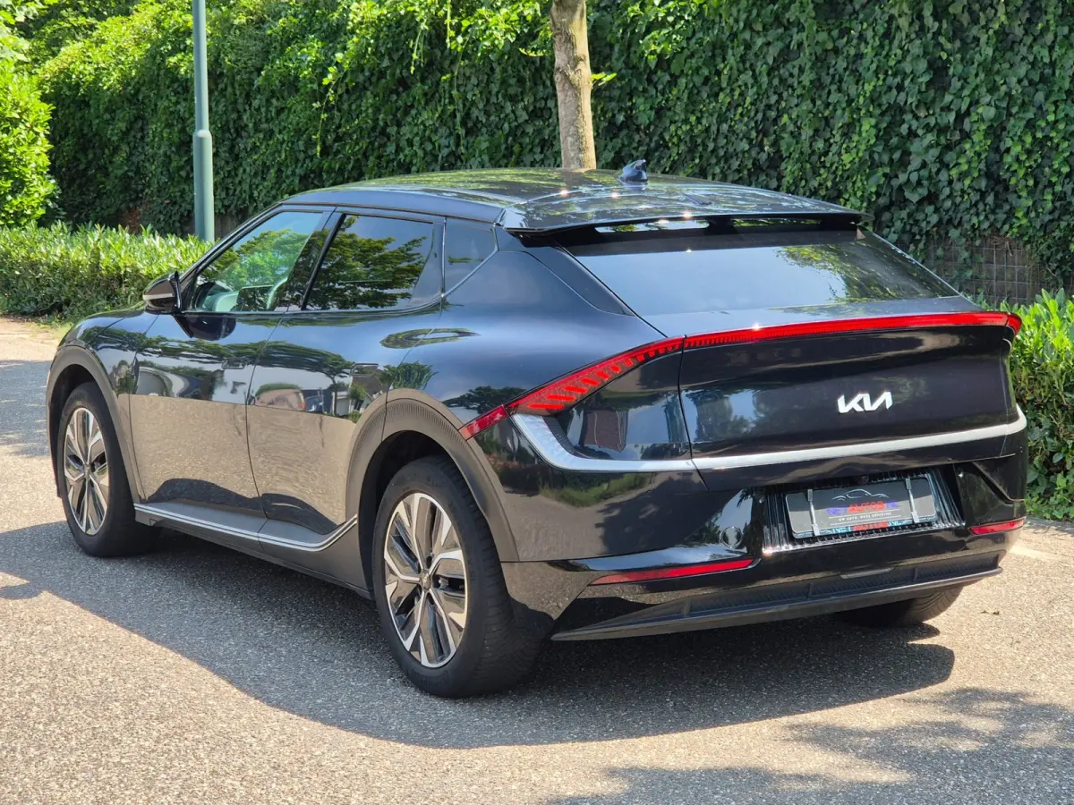 Light Edition 58 kWh 1e Eigenaar 100% SoH BTW Auto CarPlay Stuur & Stoelverwarming Light Edition 58 kWh