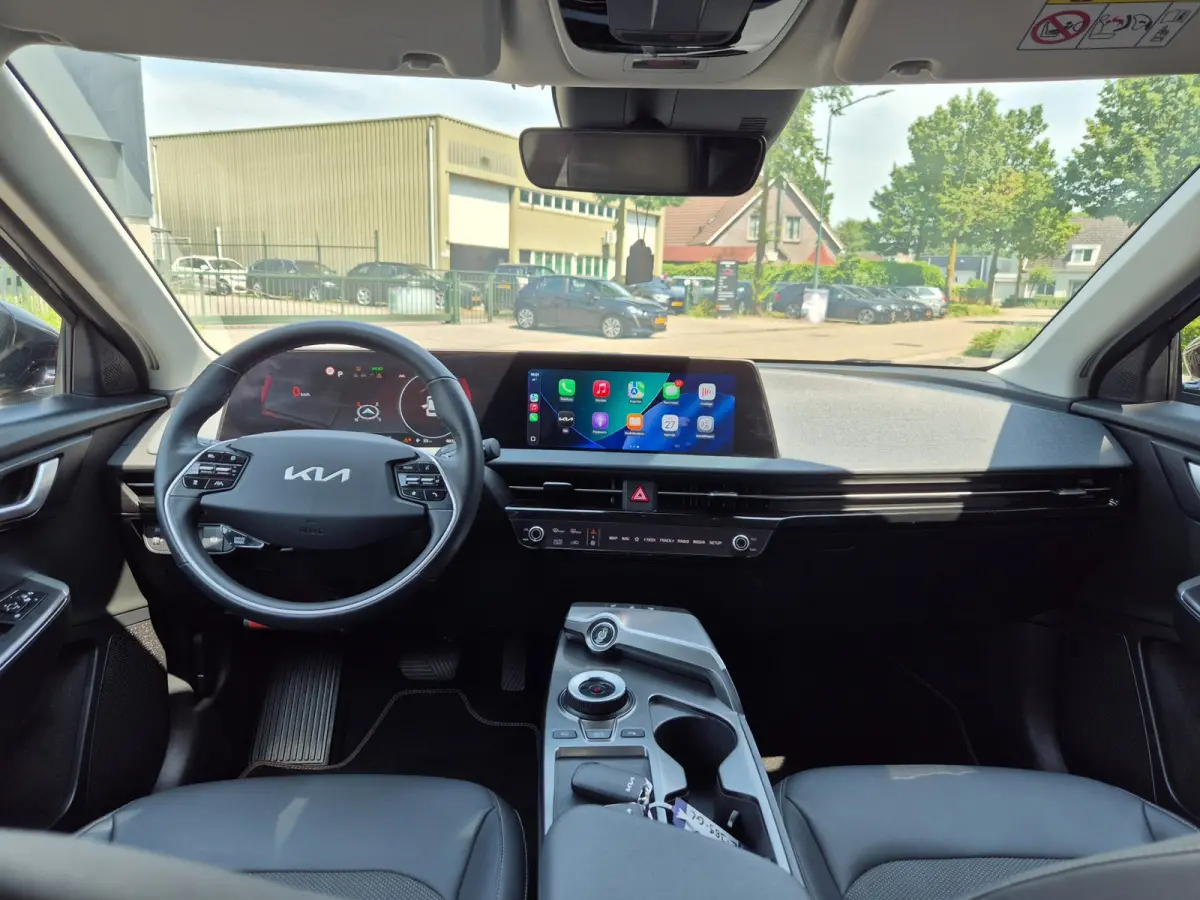 Light Edition 58 kWh 1e Eigenaar 100% SoH BTW Auto CarPlay Stuur & Stoelverwarming Light Edition 58 kWh