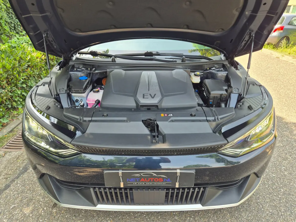 Light Edition 58 kWh 1e Eigenaar 100% SoH BTW Auto CarPlay Stuur & Stoelverwarming Light Edition 58 kWh