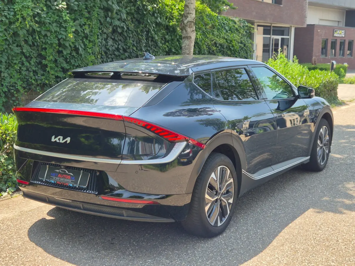 Light Edition 58 kWh 1e Eigenaar 100% SoH BTW Auto CarPlay Stuur & Stoelverwarming Light Edition 58 kWh