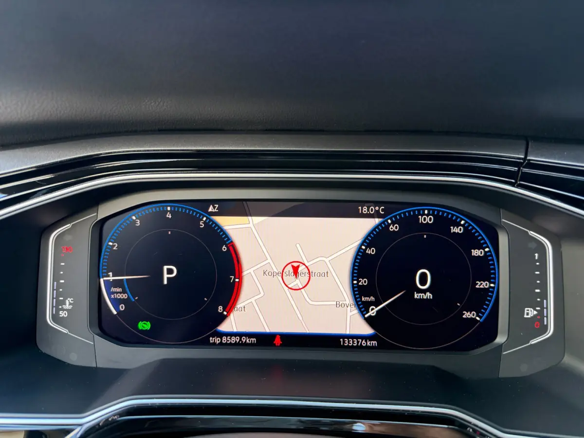 1.0 TSI Highline|R-LINE|VIRTUAL|PANO|17|CAMERA