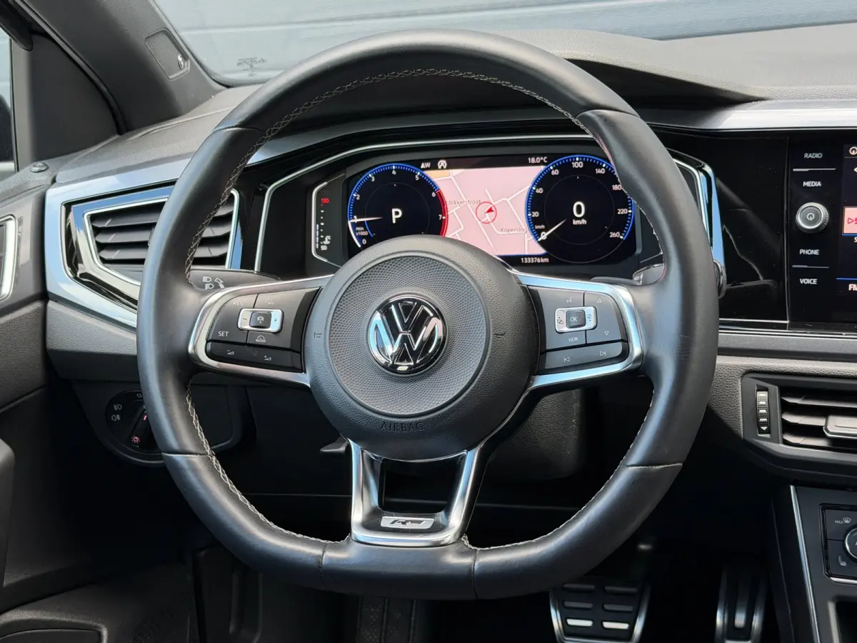 1.0 TSI Highline|R-LINE|VIRTUAL|PANO|17|CAMERA