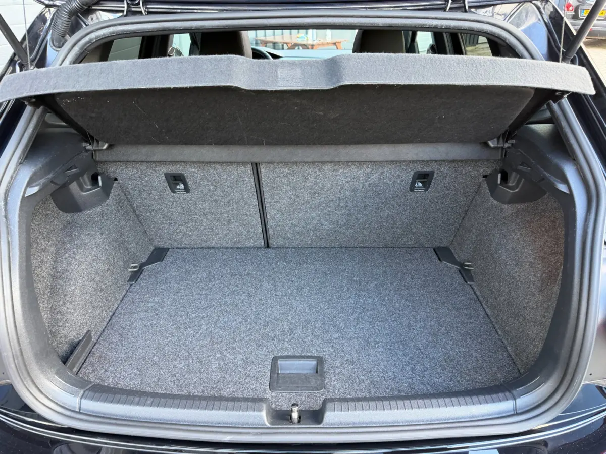 1.0 TSI Highline|R-LINE|VIRTUAL|PANO|17|CAMERA