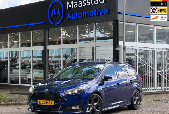 2.0 ST Sport Recaro Navi Volle onderhoudshistorie 250PK Nieuwstaat