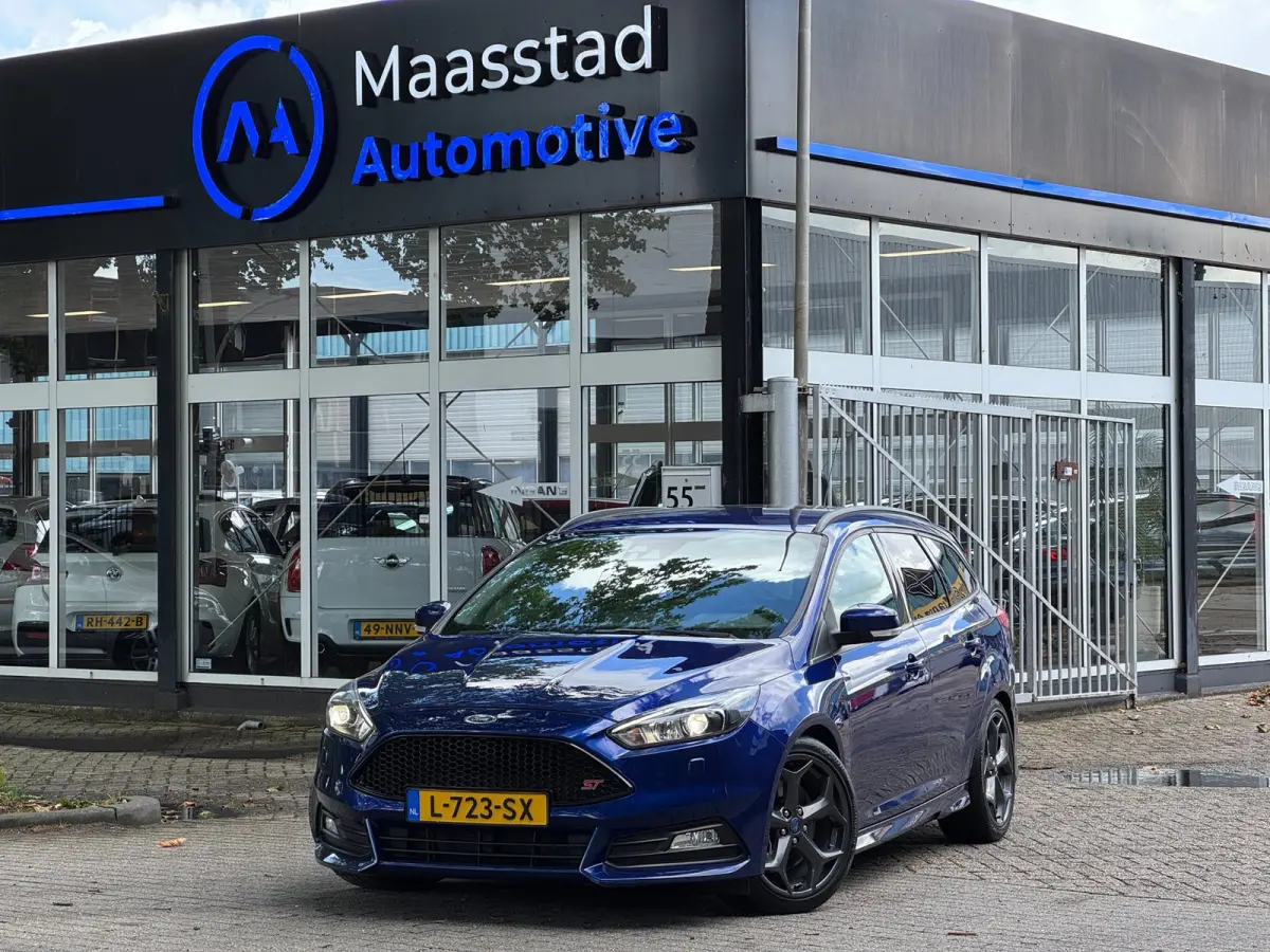 2.0 ST Sport Recaro Navi Volle onderhoudshistorie 250PK Nieuwstaat