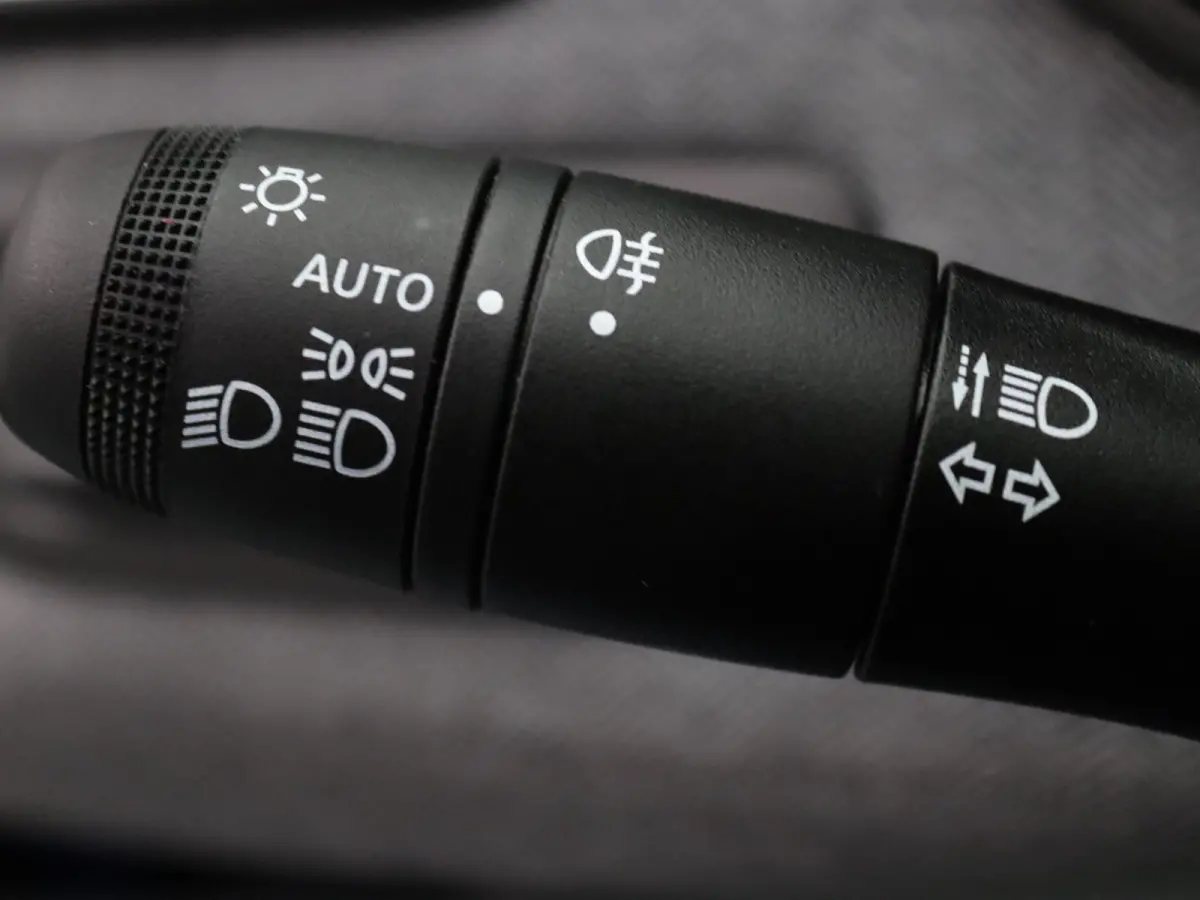 E-Tech Full Hybrid techno 145pk 360° Camera | Cruise | Navi | Parkeersens. v+a | Stoel-/stuurverw.