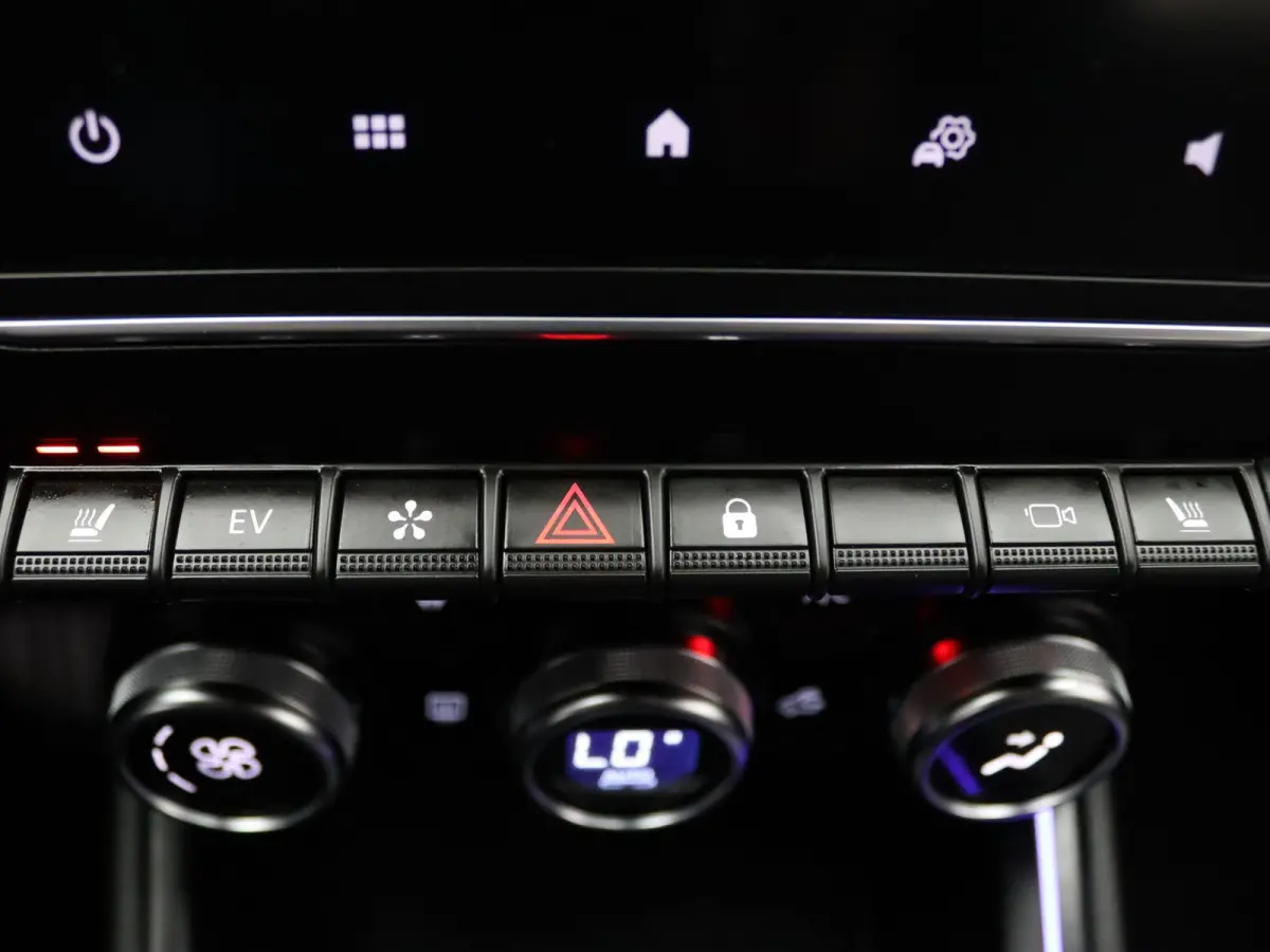 E-Tech Full Hybrid techno 145pk 360° Camera | Cruise | Navi | Parkeersens. v+a | Stoel-/stuurverw.