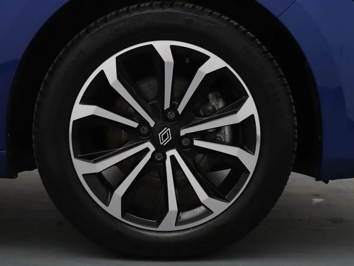 E-Tech Full Hybrid techno 145pk 360° Camera | Cruise | Navi | Parkeersens. v+a | Stoel-/stuurverw.