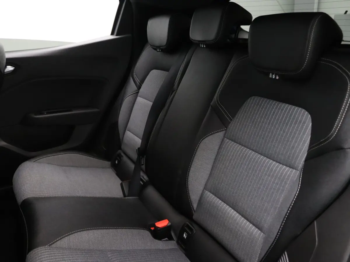 E-Tech Full Hybrid techno 145pk 360° Camera | Cruise | Navi | Parkeersens. v+a | Stoel-/stuurverw.