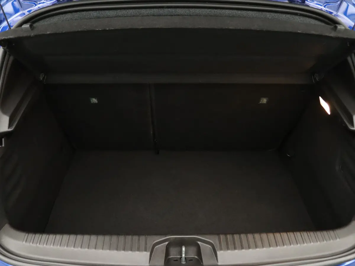 E-Tech Full Hybrid techno 145pk 360° Camera | Cruise | Navi | Parkeersens. v+a | Stoel-/stuurverw.