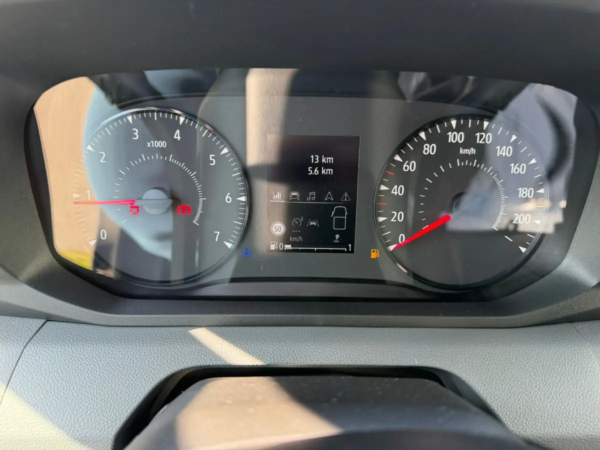 T35 2.0 dCi 150 L3H2 Advance Cruise | Navi | Parkeersensoren achter | Trekhaak | Schuideur Links en Rechts