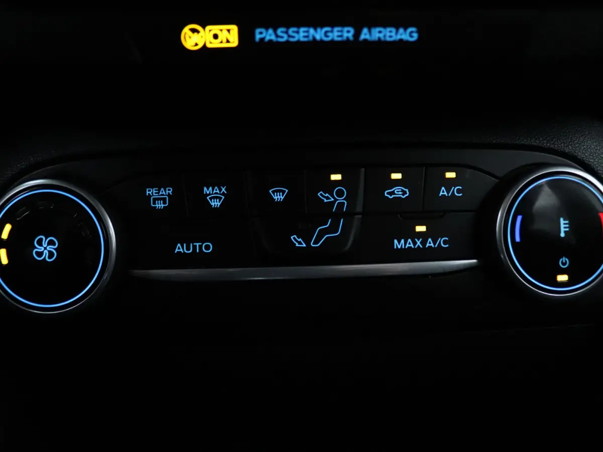 EcoBoost ST-Line 95pk Cruise | Climate | Carplay | Parkeersens. achter