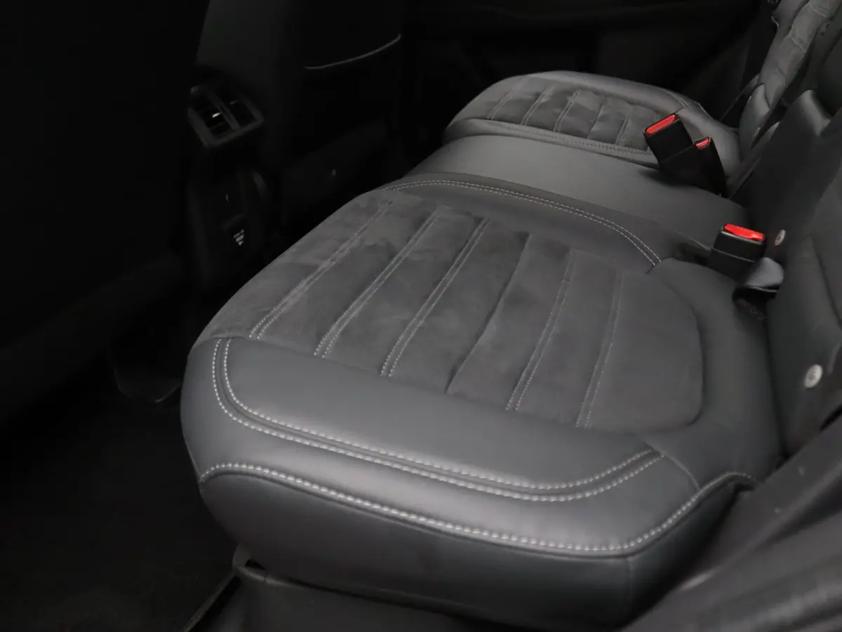 225pk PHEV Intense Camera | Navig | Cruise Control