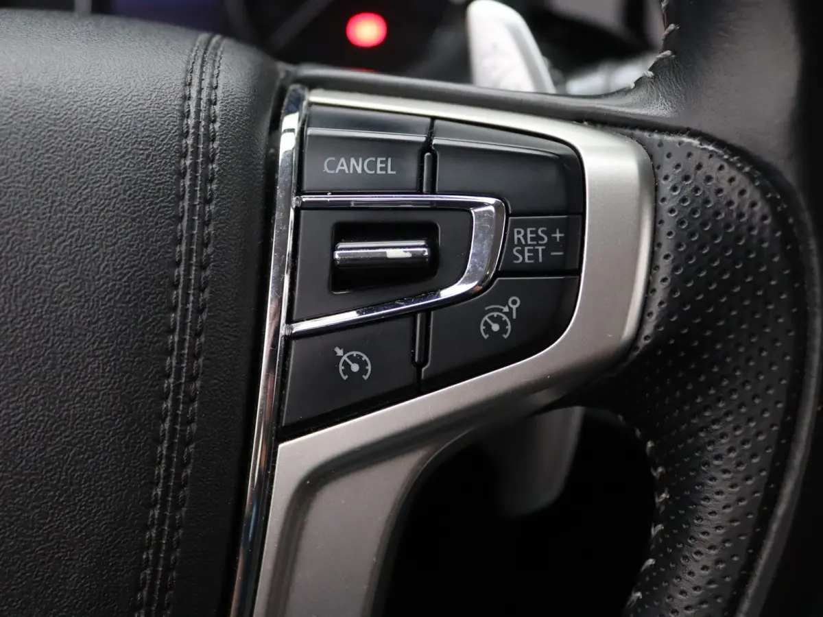 225pk PHEV Intense Camera | Navig | Cruise Control