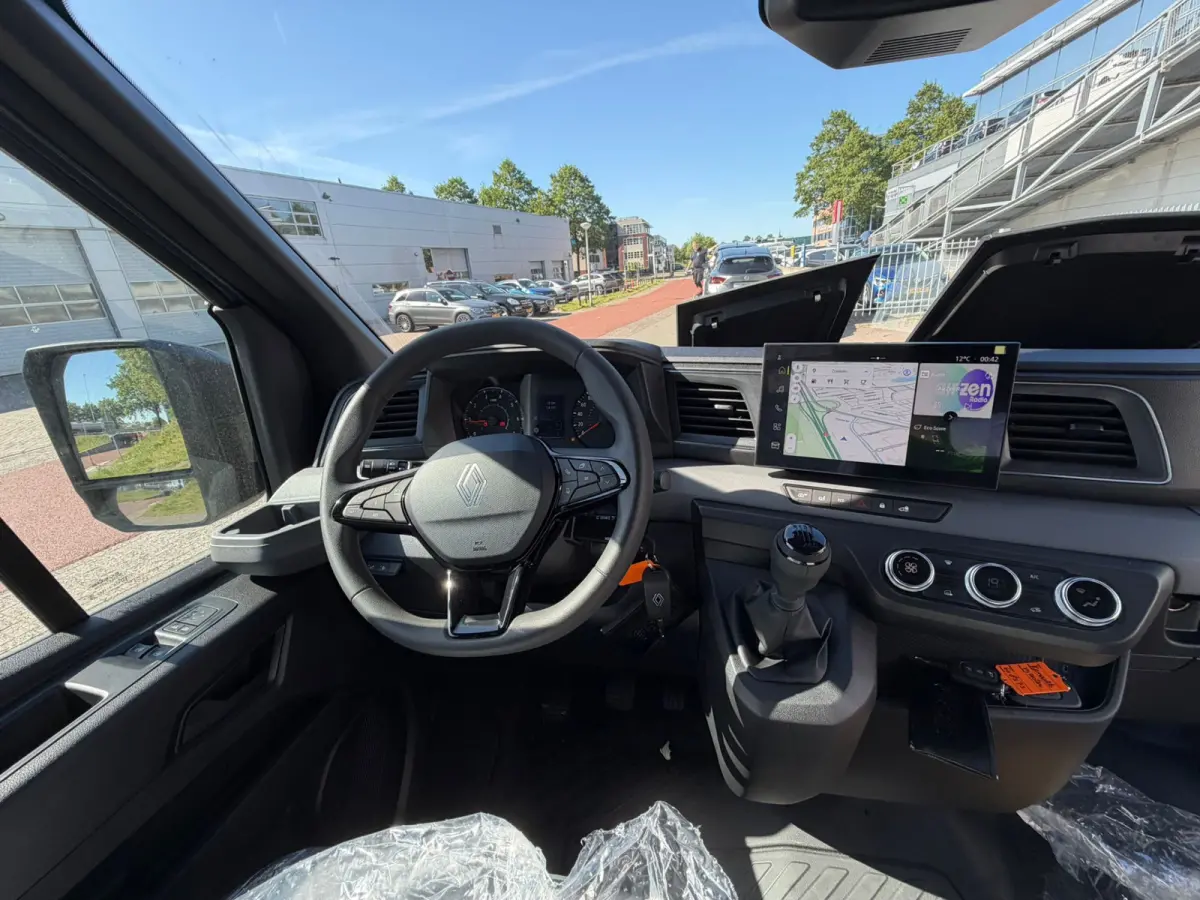 T35 2.0 dCi 150 L3H2 Advance Cruise | Navi | Parkeersensoren achter | Trekhaak | Schuideur Links en Rechts