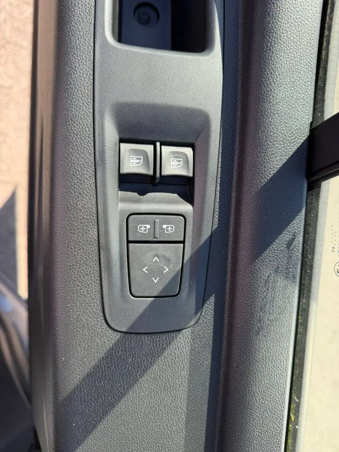 T35 2.0 dCi 150 L3H2 Advance Cruise | Navi | Parkeersensoren achter | Trekhaak | Schuideur Links en Rechts