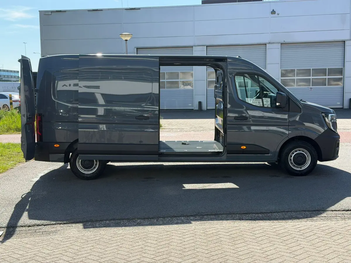 T35 2.0 dCi 150 L3H2 Advance Cruise | Navi | Parkeersensoren achter | Trekhaak | Schuideur Links en Rechts