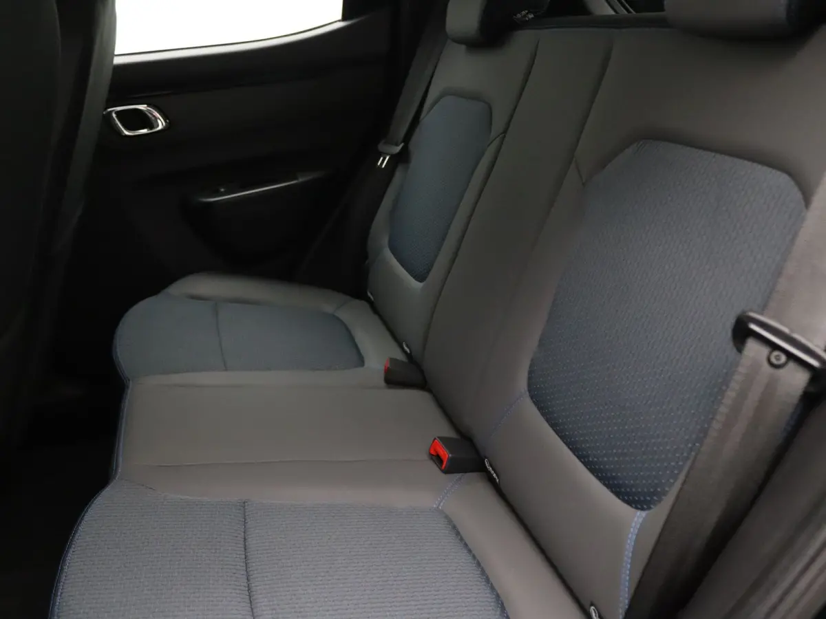 Comfort 27 kWh Airco | Radio |