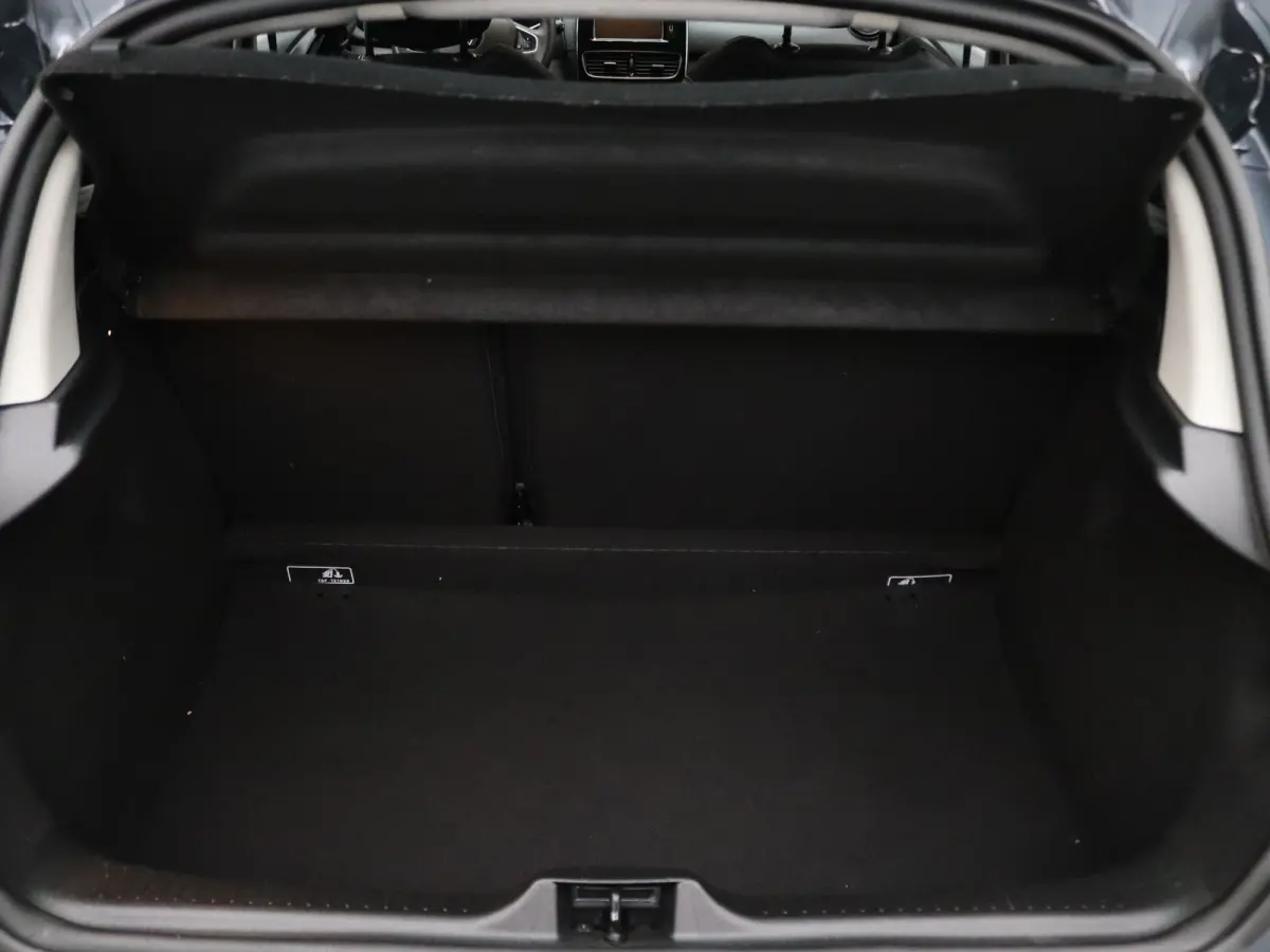 TCe Limited 90pk Airco | Cruise | Navi | Parkeersens. achter