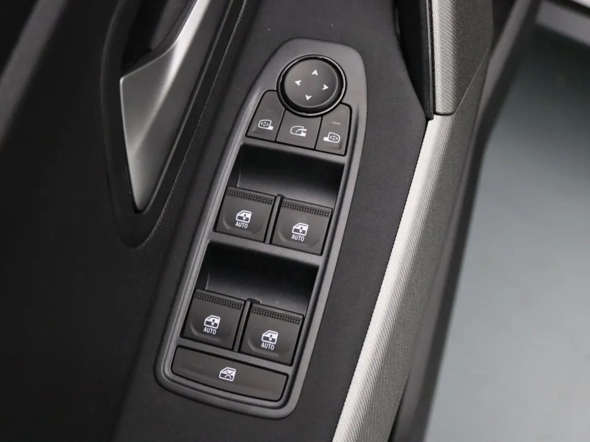 Hybrid 155pk Limited Edition 360° Camera | Adapt. Cruise | Parkeersens. v+a | Stoel-/stuur-/voorruitverw.