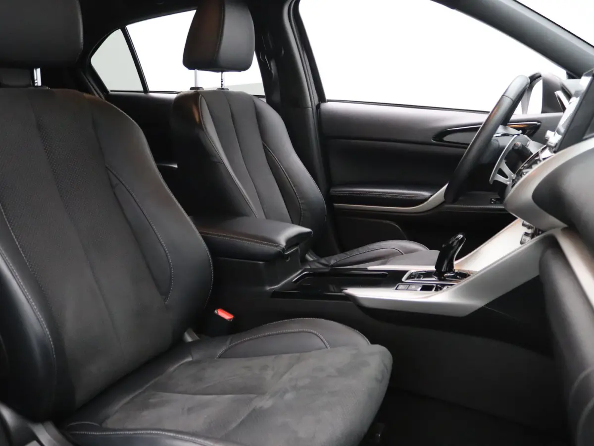 PHEV Intense+ 187pk Camera | Cruise | Navi | Parkeersens. v+a | Stoelverw.