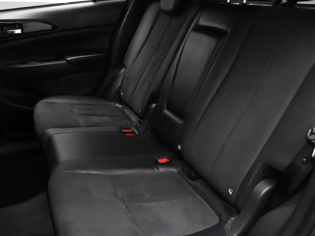PHEV Intense+ 187pk Camera | Cruise | Navi | Parkeersens. v+a | Stoelverw.