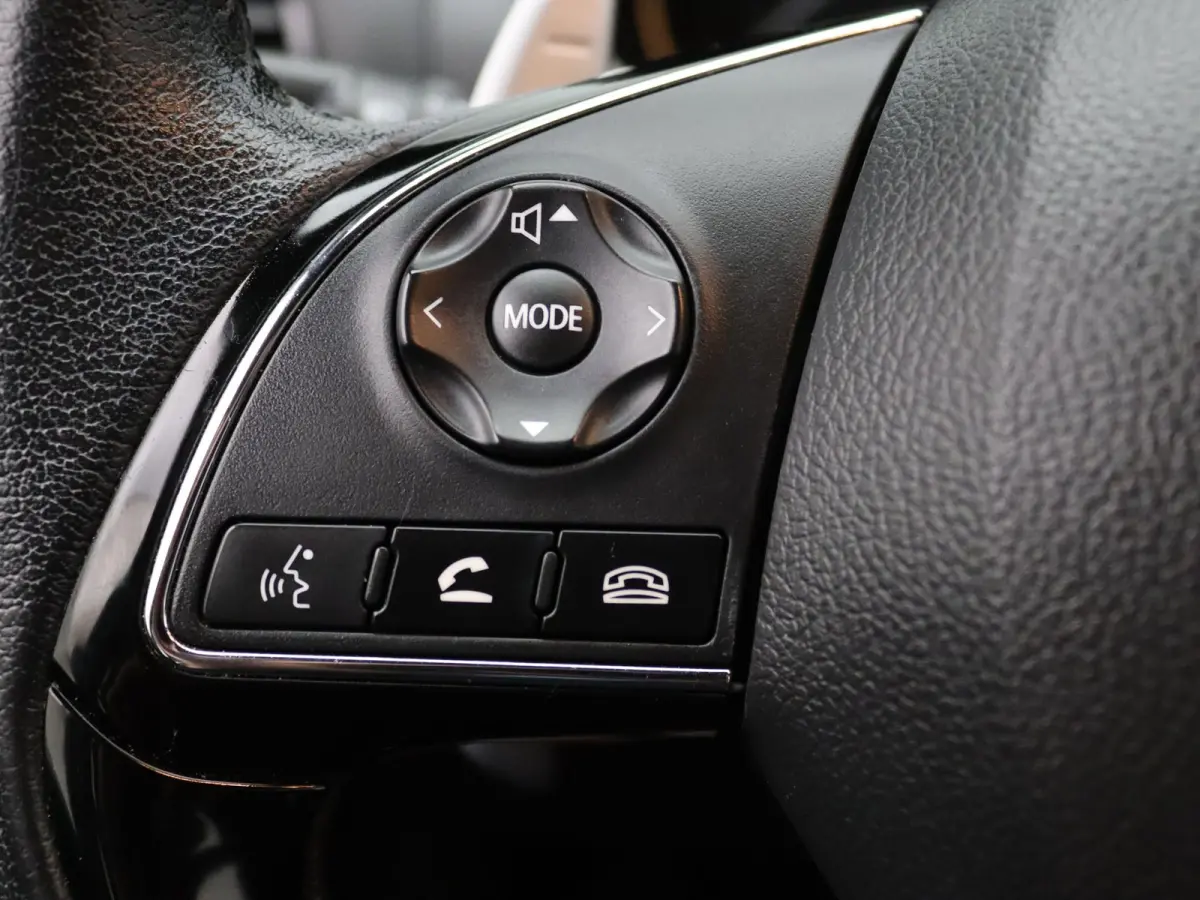 PHEV Intense+ 187pk Camera | Cruise | Navi | Parkeersens. v+a | Stoelverw.