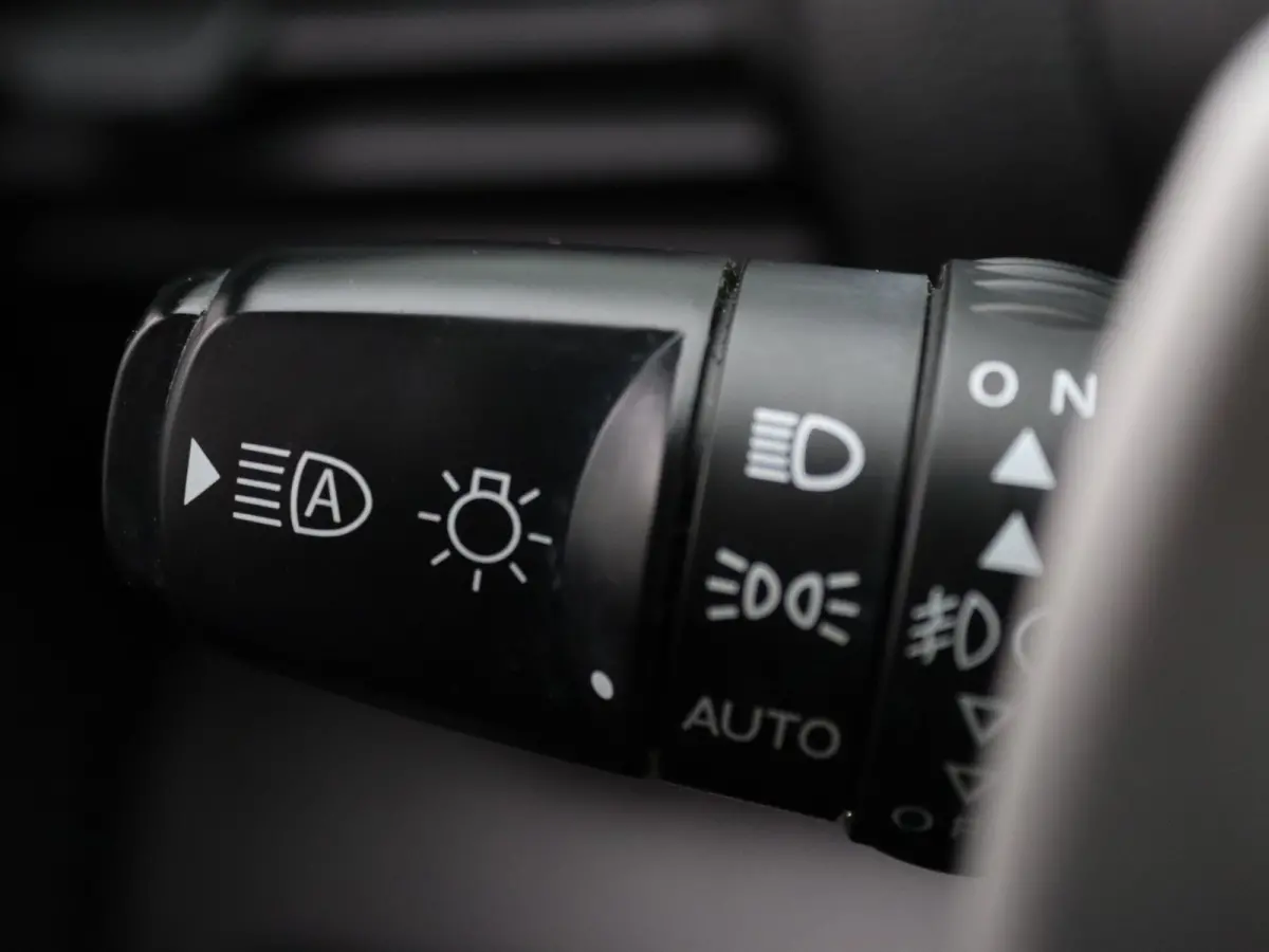 PHEV Intense+ 187pk Camera | Cruise | Navi | Parkeersens. v+a | Stoelverw.