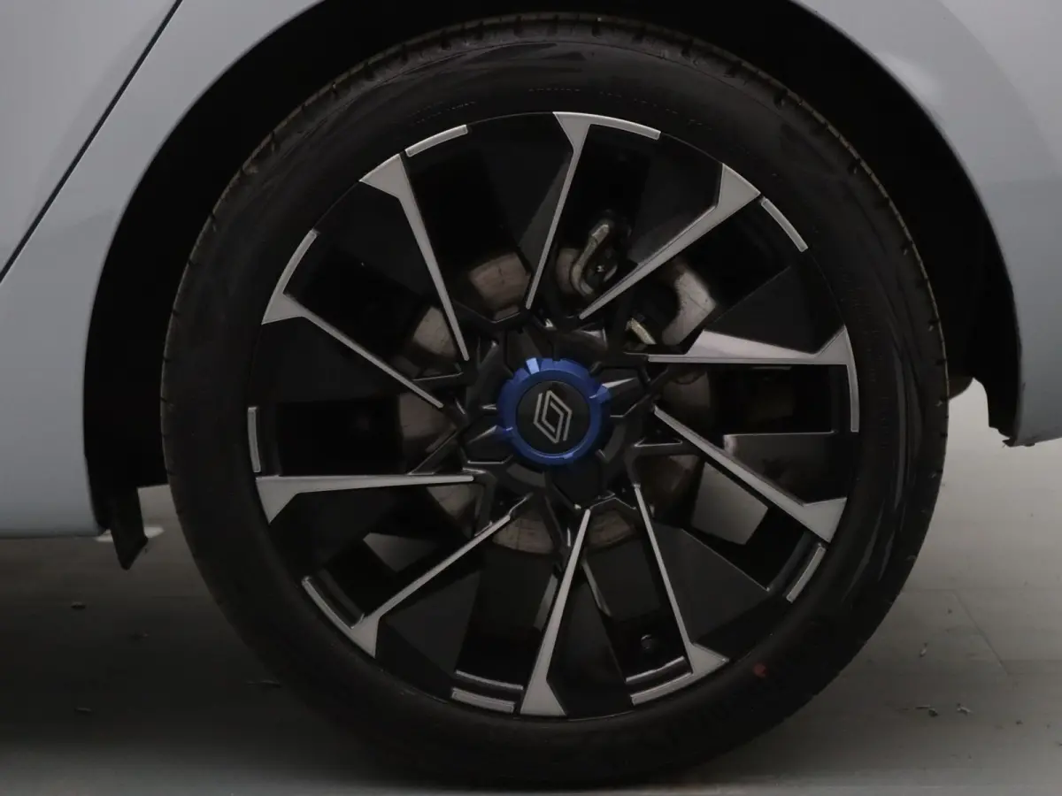 E-Tech Full Hybrid esprit Alpine 145pk BOSE | Camera | Adapt. Cruise | Parkeersens. v+a