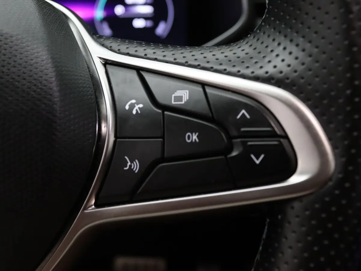 E-Tech Full Hybrid esprit Alpine 145pk BOSE | Camera | Adapt. Cruise | Parkeersens. v+a