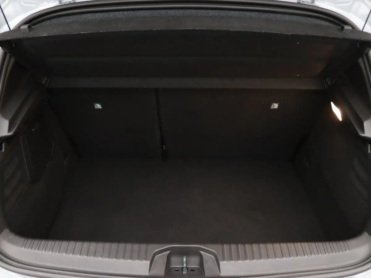 E-Tech Full Hybrid esprit Alpine 145pk BOSE | Camera | Adapt. Cruise | Parkeersens. v+a
