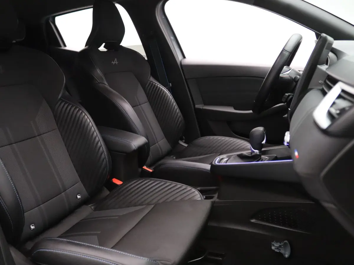 E-Tech Full Hybrid esprit Alpine 145pk BOSE | Camera | Adapt. Cruise | Parkeersens. v+a